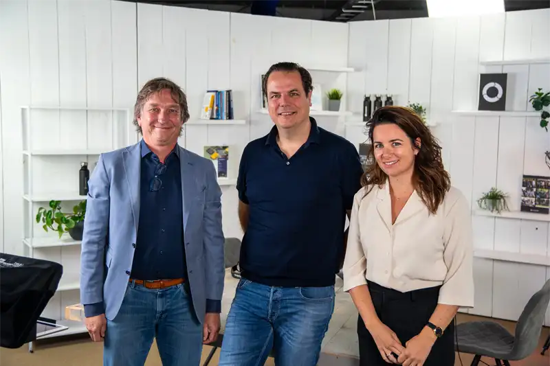 Foto podcast 4 host en gasten