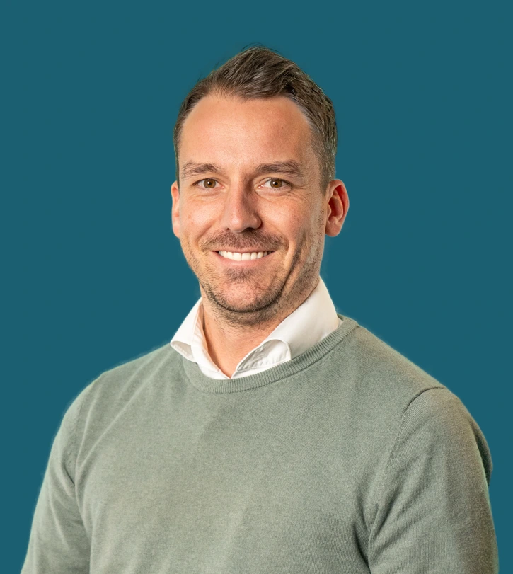 Sven van der Roest Head of Sales CloudSuite