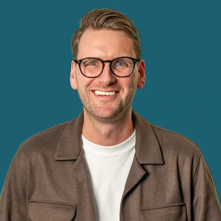 Sven van der Roest Head of Sales CloudSuite